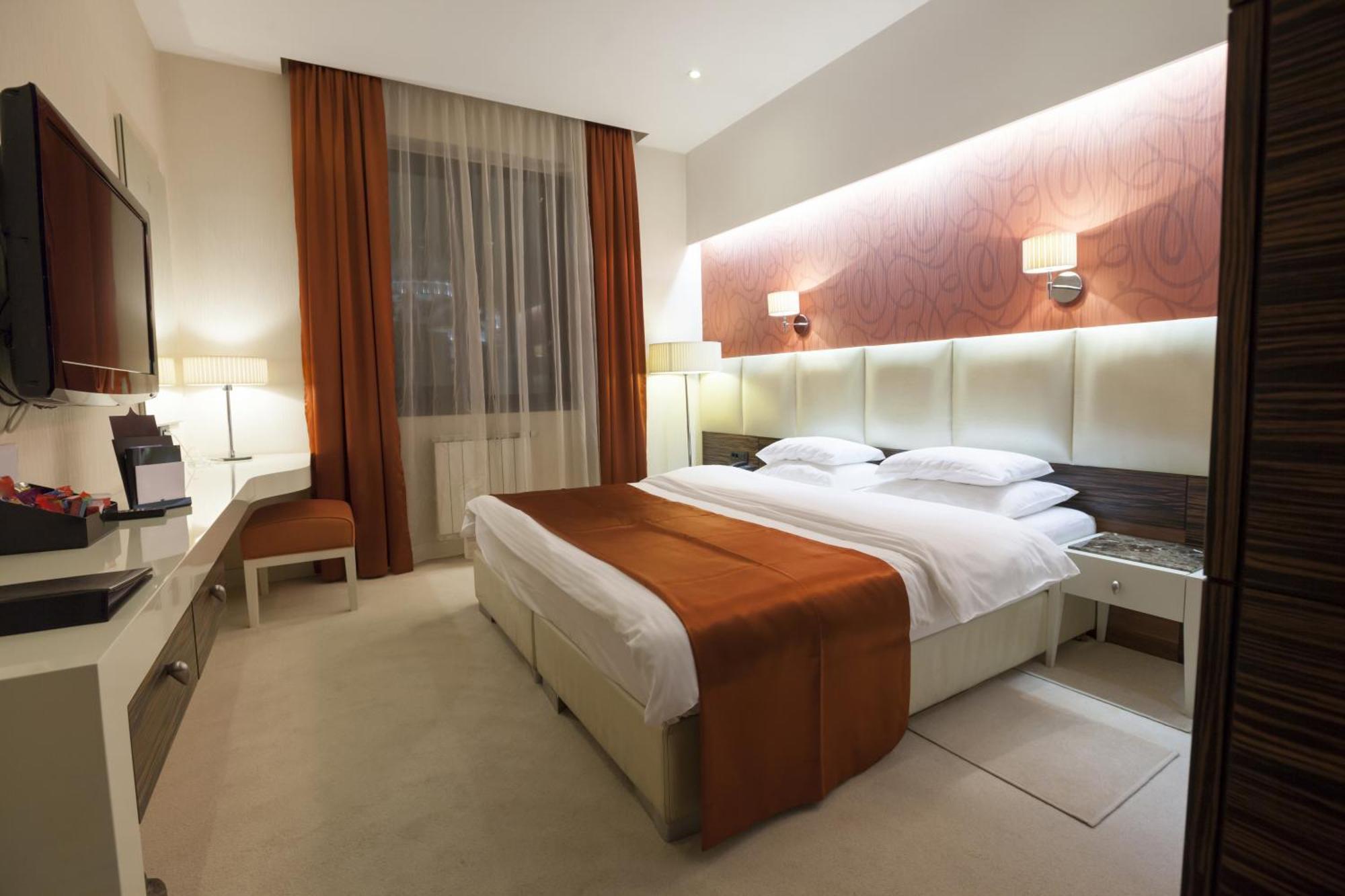 Airport Delhi Aerocity Inn Plaza New Delhi Extérieur photo